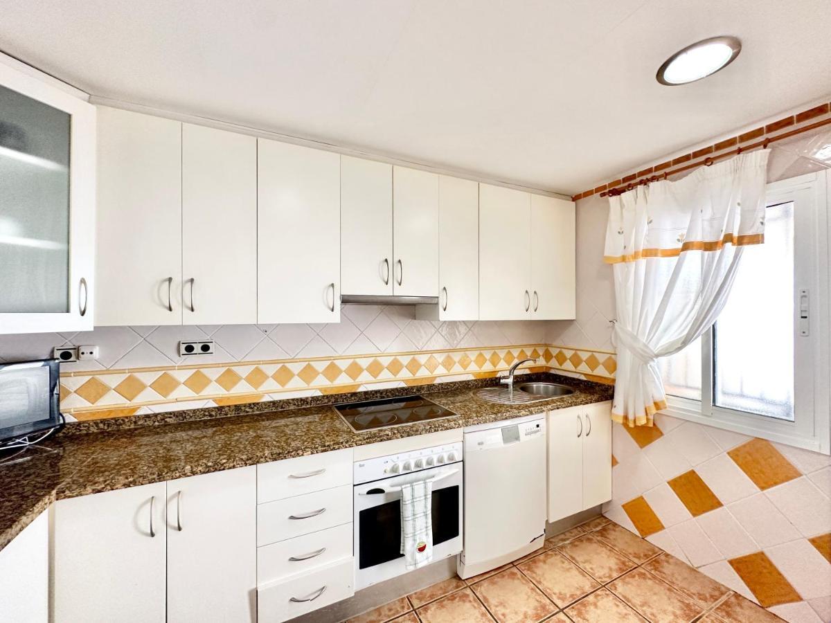 El Arenal Townhouse By The With Swimming Pool - Eaw Homes Rumah liburan