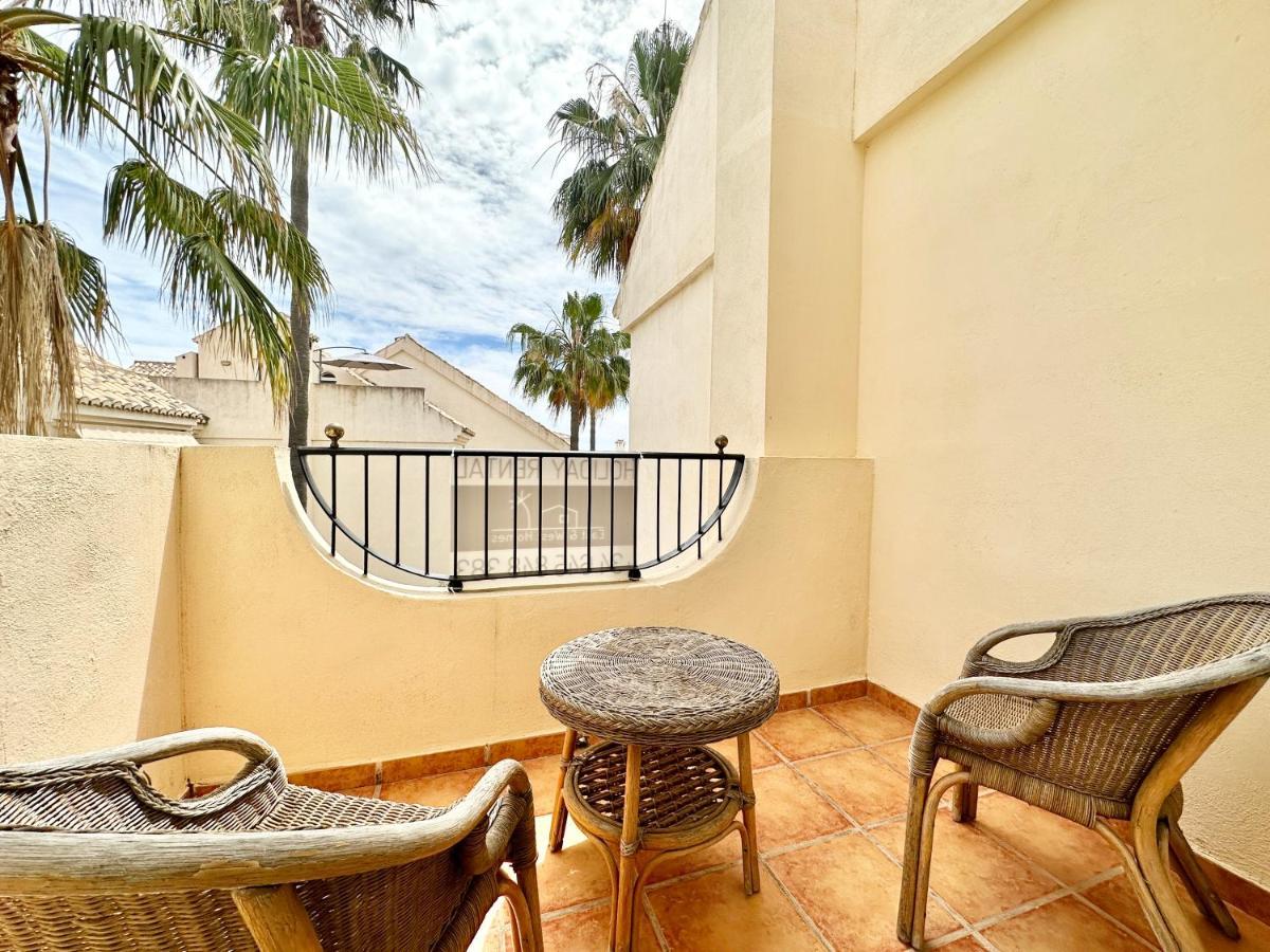 El Arenal Townhouse By The With Swimming Pool - Eaw Homes Rumah liburan