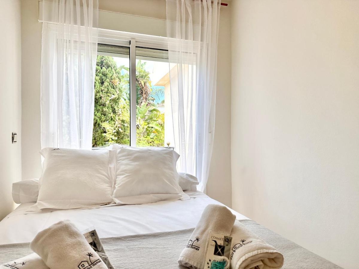 El Arenal Townhouse By The With Swimming Pool - Eaw Homes *